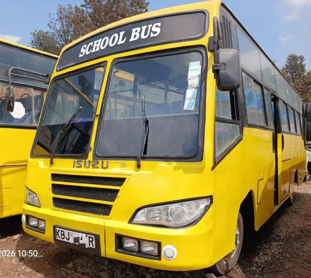 Isuzu Bus