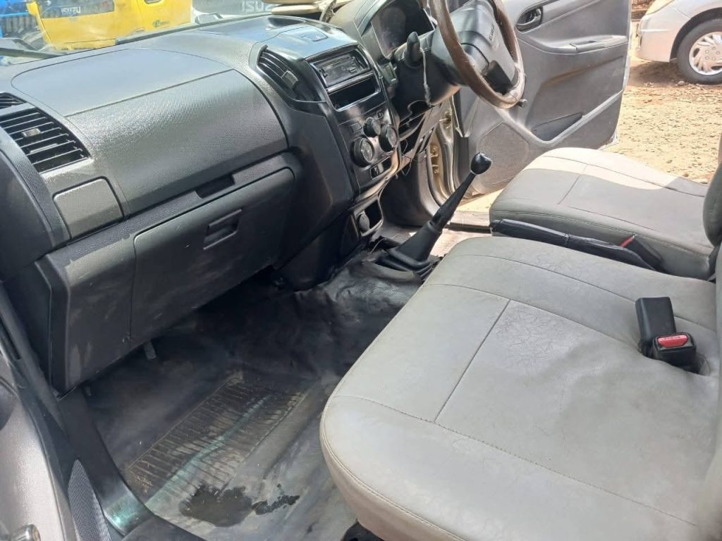 Isuzu Dmax